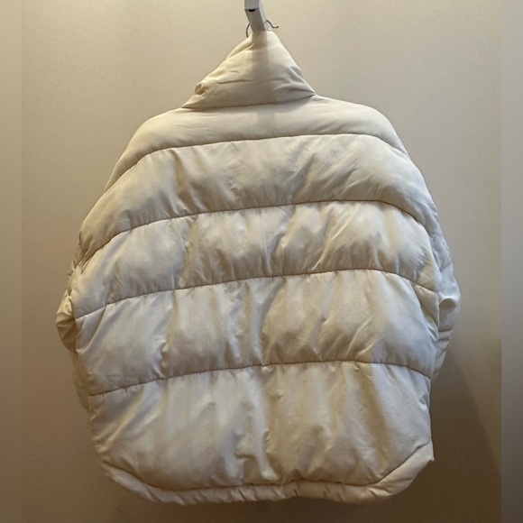 EUC OOFwear Coat Women 40 (Small) Cream Puffer Zip Front Insulated Oversized - Picture 6 of 16